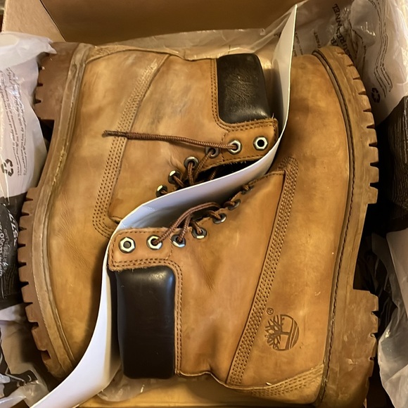Timberland Boots - Picture 1 of 7